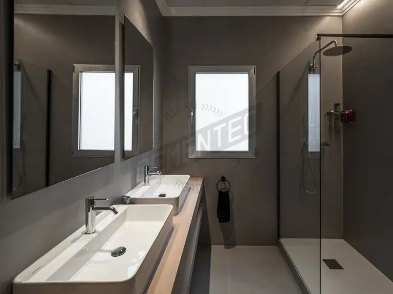cementec-job-bathroom-26-microcementlocation.webp